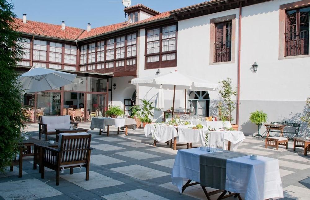 Hotel Pax Casona Del Busto Pravia Exterior photo