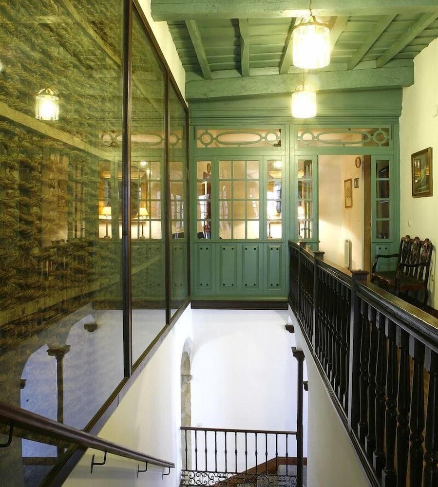 Hotel Pax Casona Del Busto Pravia Interior photo