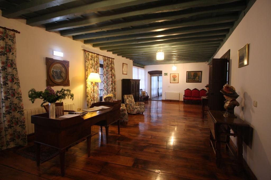 Hotel Pax Casona Del Busto Pravia Exterior photo