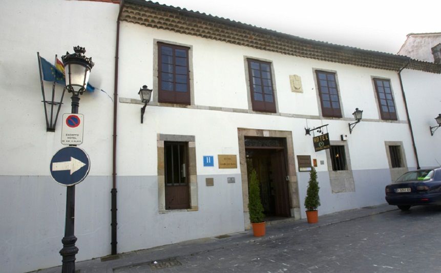 Hotel Pax Casona Del Busto Pravia Exterior photo